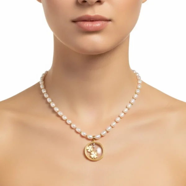 İncili Gold Yonca Madalyon Kolye