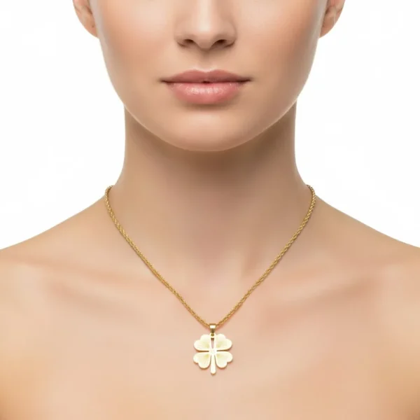 Gold Klasik Dört Yapraklı Yonca Kolye